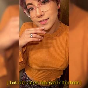 Meet your Posher, Carla